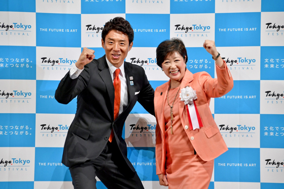 松岡修造さんと小池知事の写真